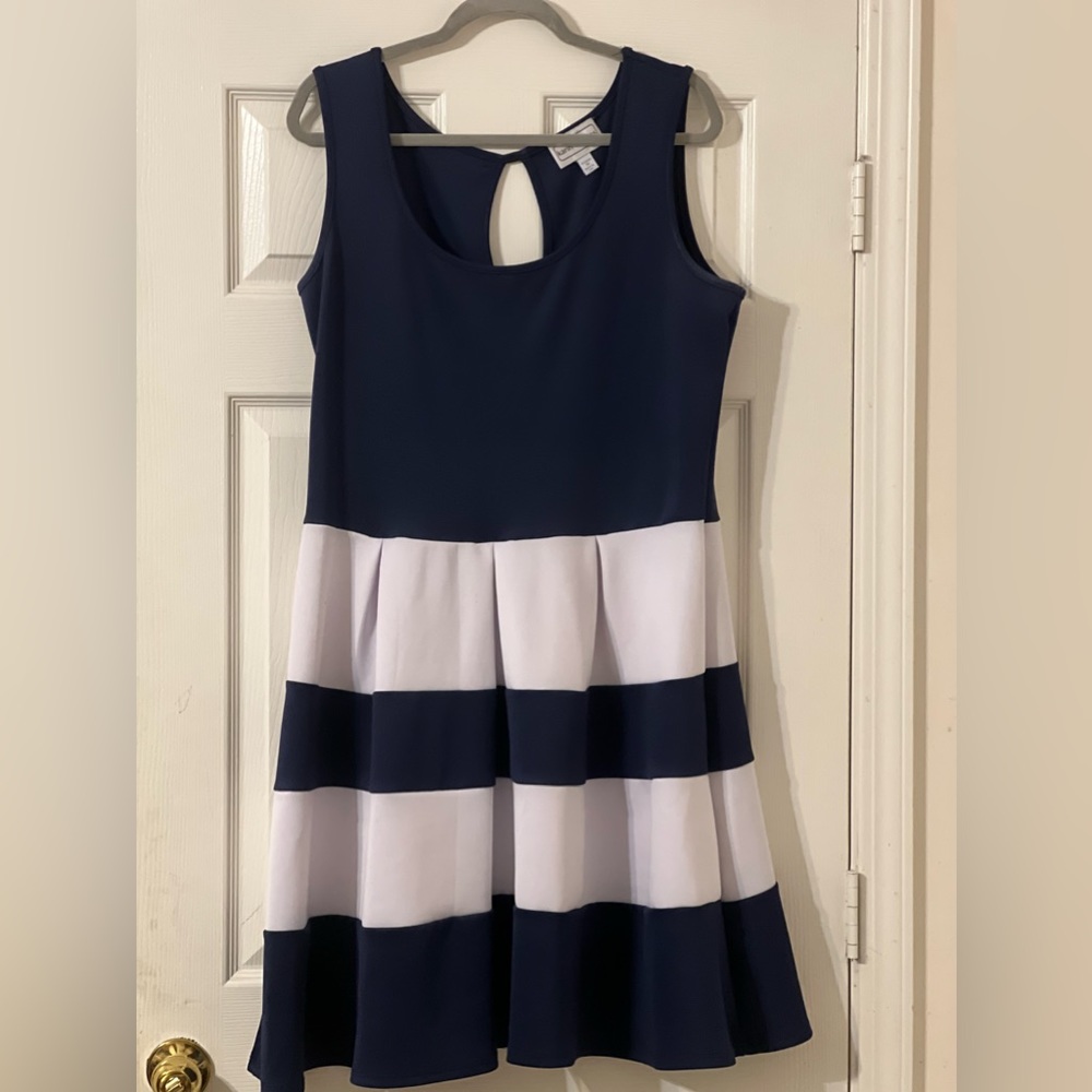 Karin Stevens  summer dress